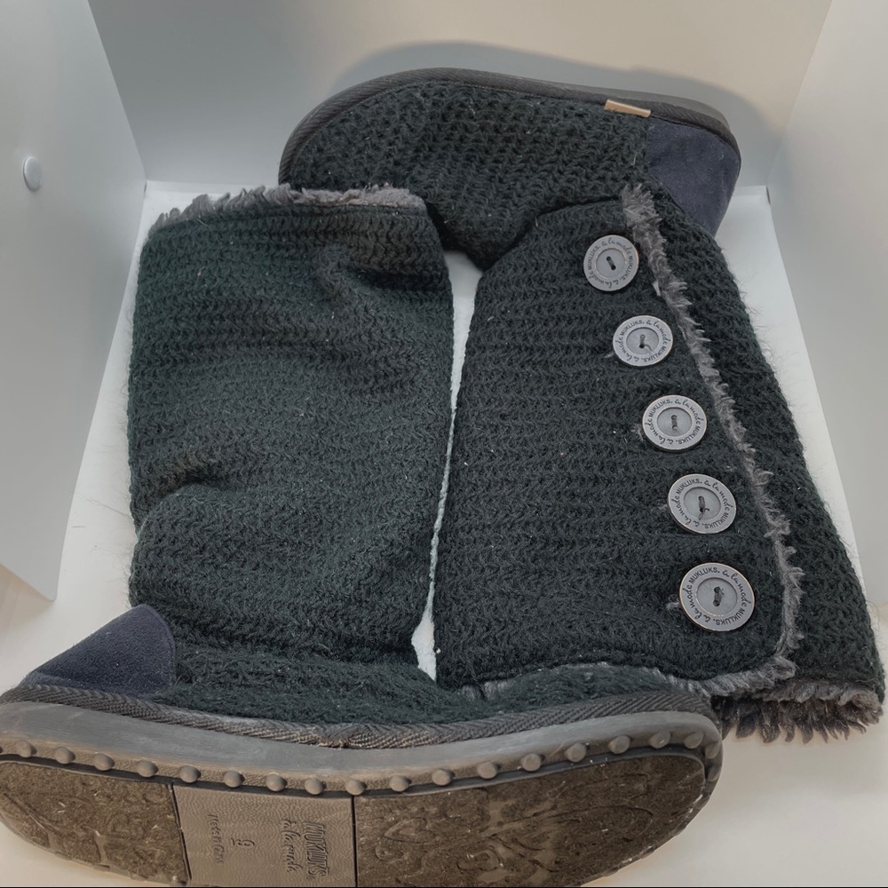 Black Muk Luks Knit Slippers A La Mode